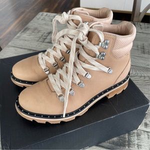 Sorel Lennox Hiker Boot Honest Beige Women's Size 9.5